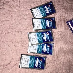 Crest 3D white no slip white strips